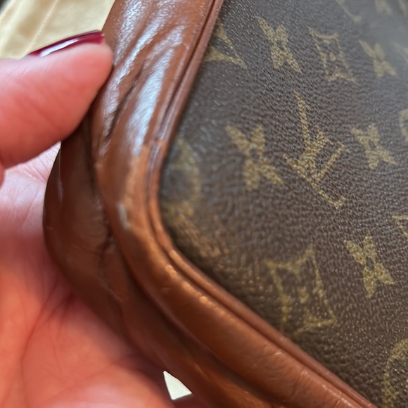 Authentic Louis Vuitton Monogram Wristlet - Picture 16 of 16